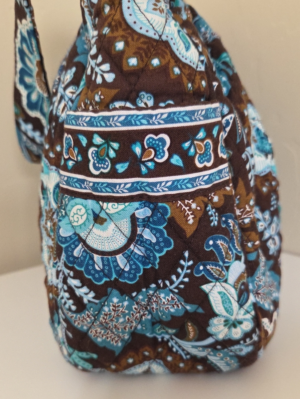 Vera Bradley Retired Blue Paisley Quilted Shoulder Bag - Picture 6 of 14